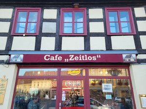 Café Zeitlos - Das Keller & Brunnen Café in Lübbenau