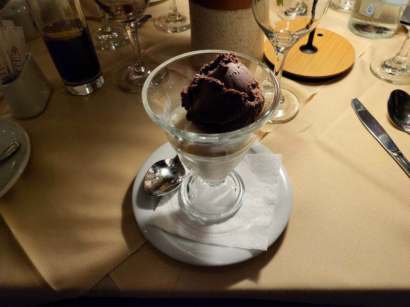 Ice Cream, Vanilla & Chocolate Ice Cream, Vanilla & Chocolate
